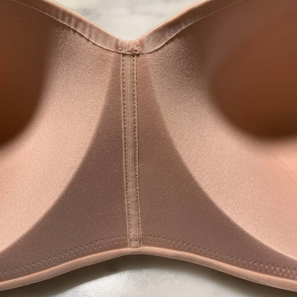 Vanity Fair Nearly Invisible Full Coverage Wirefree Bra 36DD pink 72200 - Picture 8 of 9